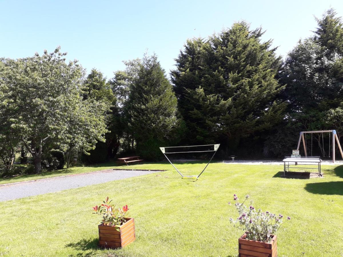 Camping Le Picard Tournieres Exterior photo